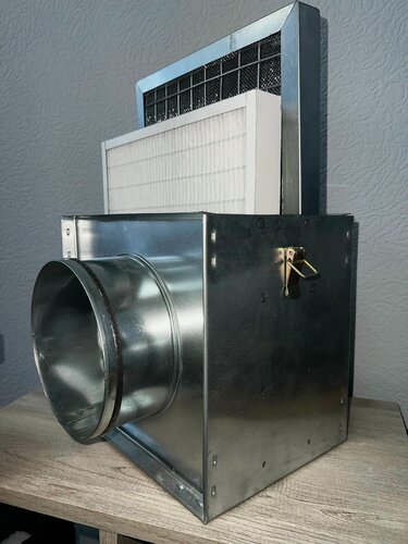 Изображение товара Фильтр-бокс (корпус) внутренний диаметр 125 мм с двумя направляющими 30 мм для двух фильтров.