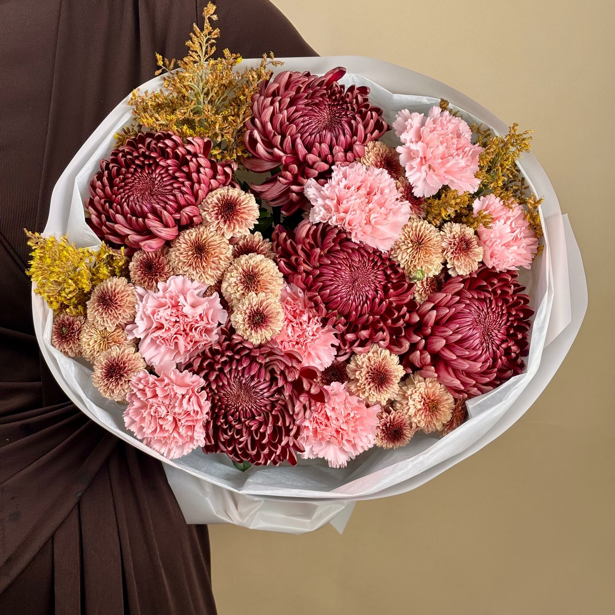 Букет с хризaнтемой Бигуди и диантусом #873