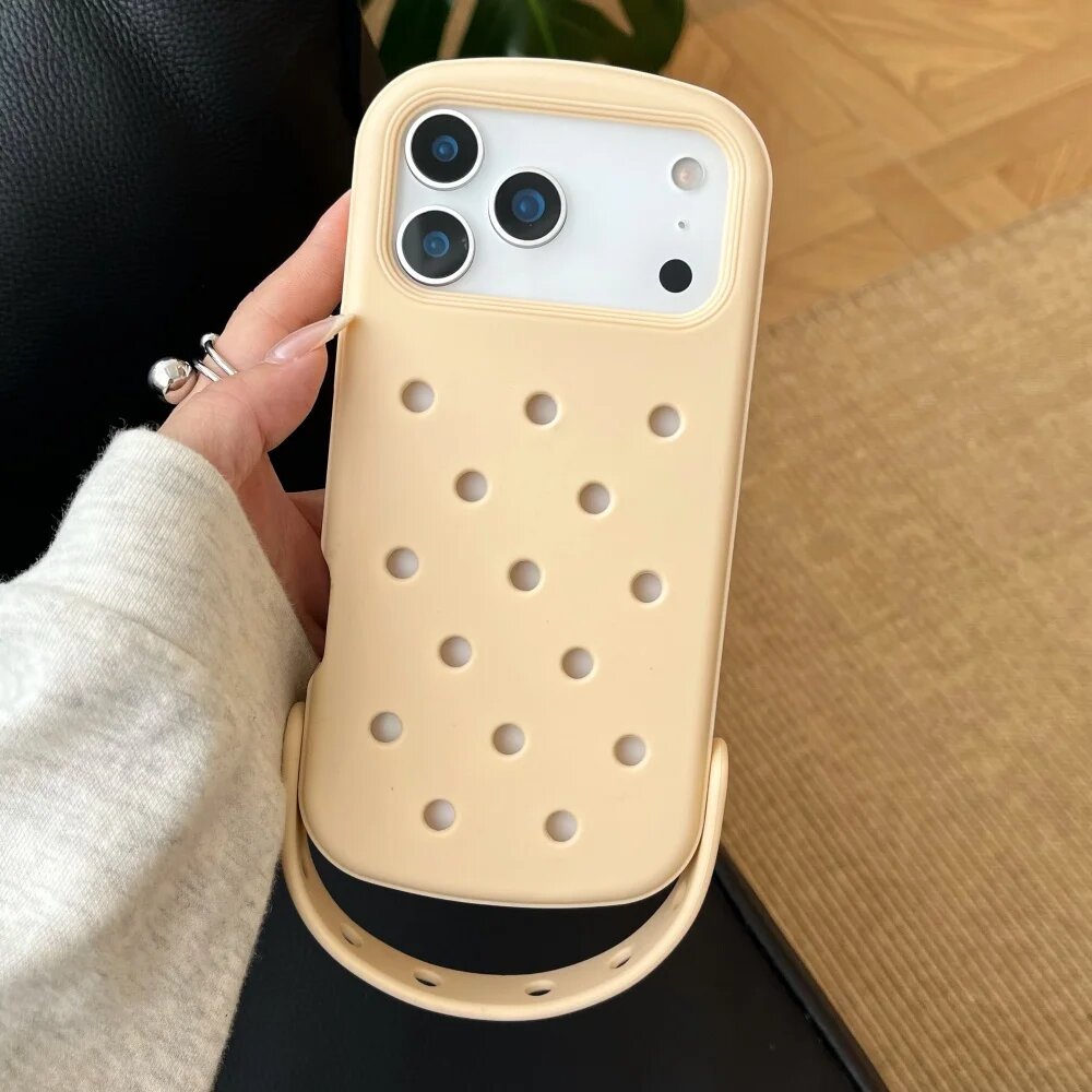 Бежевый чехол для iPhone 16 Pro с дырочками