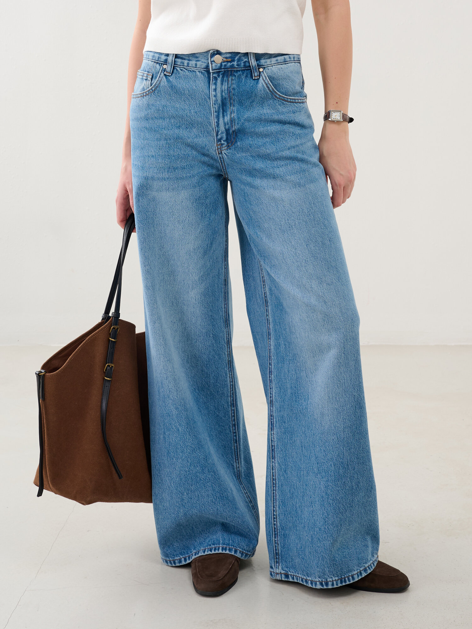 Джинсы широкие 