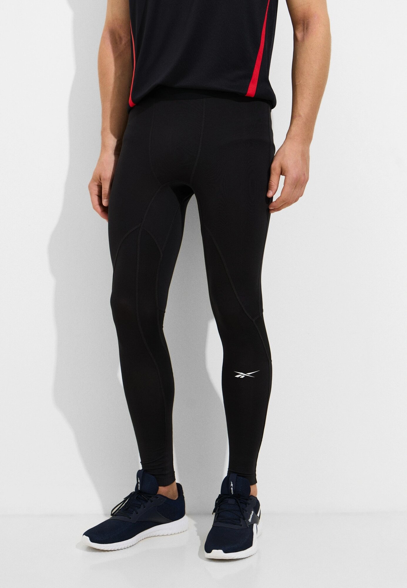 Тайтсы Reebok ID TRAIN COMPR TIGHT, размер 52-54, черный