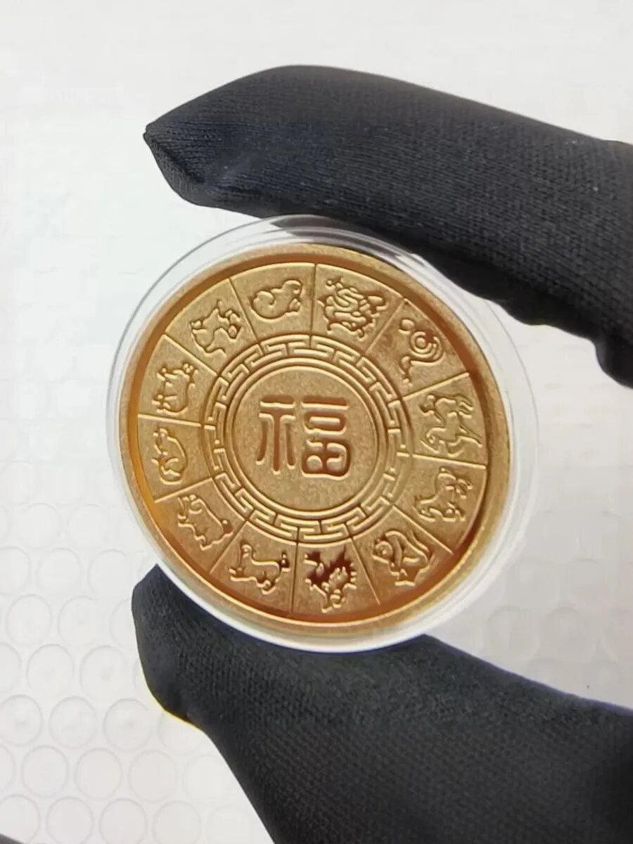 Монета сувенирная с изображением лошади — фото 1