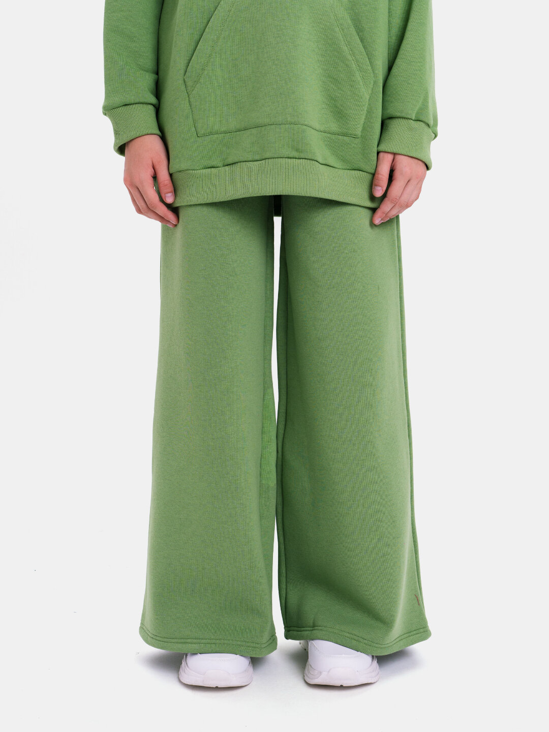 Брюки спортивные