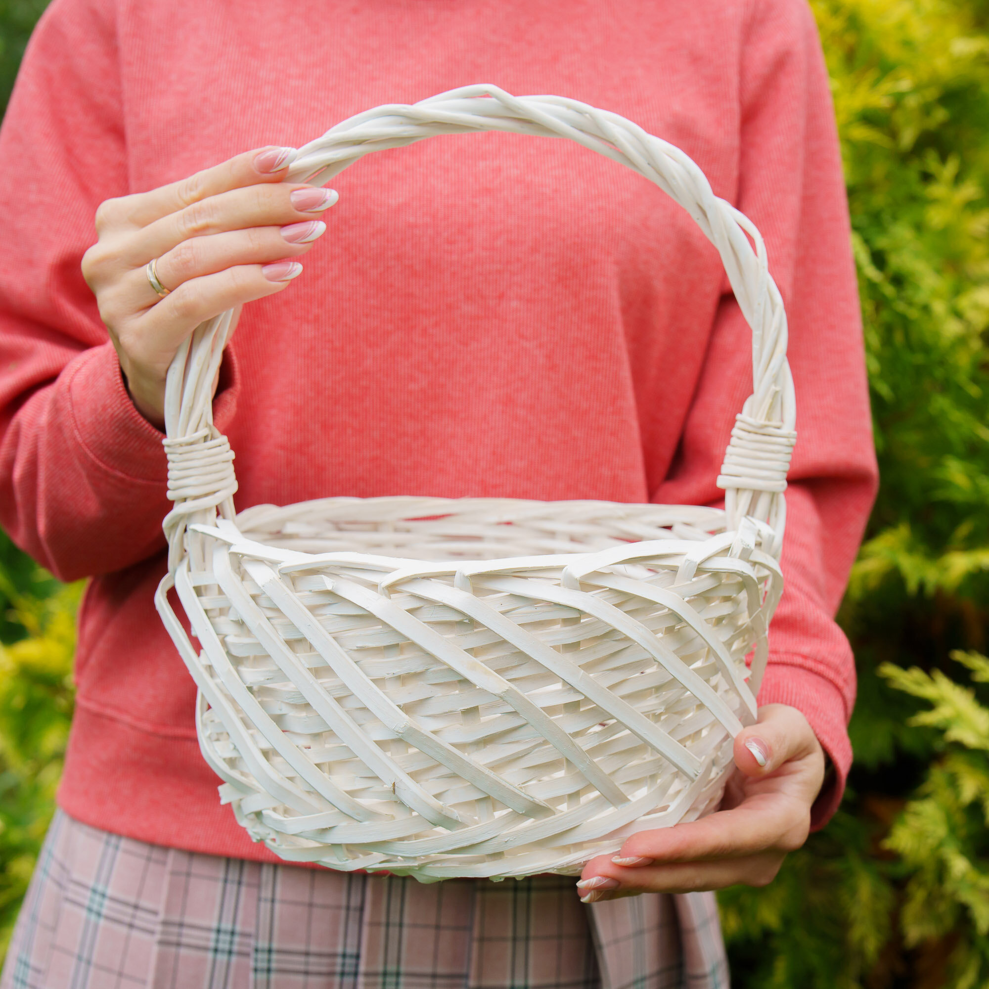 Плетеная корзина белая 