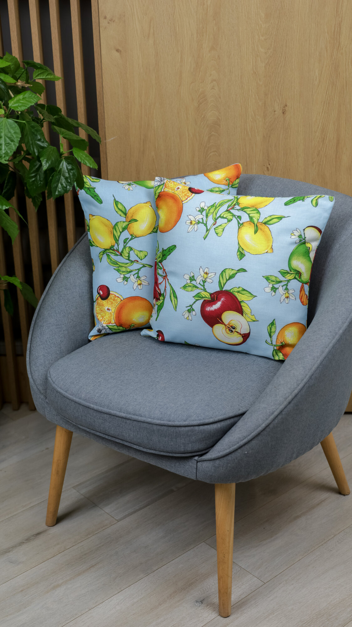 Комплект декоративных подушек 40х40 хлопок(2 шт) Фрукты голубые, 23 Линия