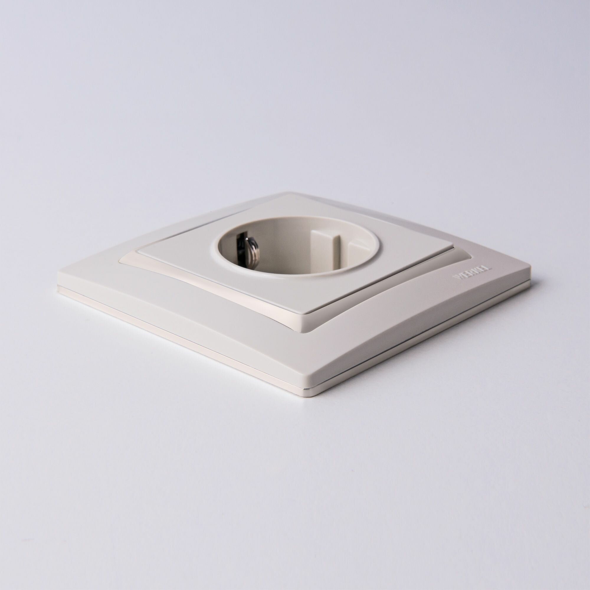 Рамка на 1 пост Werkel Snabb basic (Cлоновая кость) — фото 1