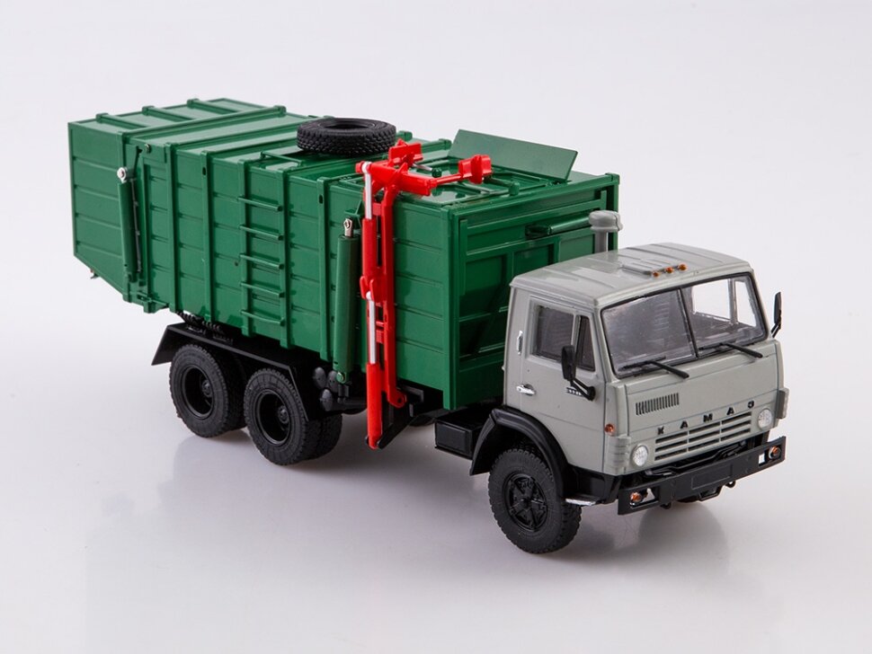 Масштабная модель КО-415А на базе КАМАЗ-53213 (1/43) — фото 1