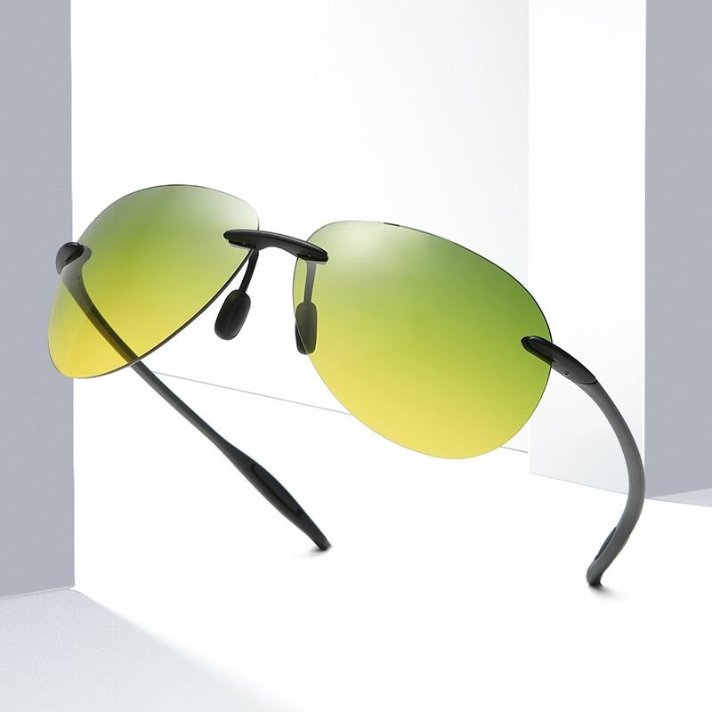 Солнцезащитные очки Weekend