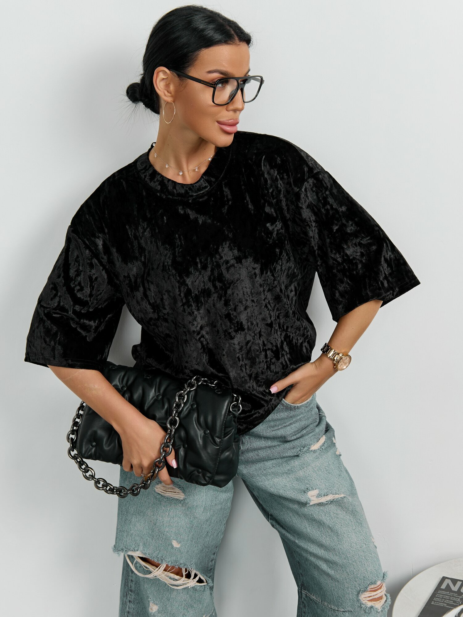 Футболка женская, велюровая, оверсайз