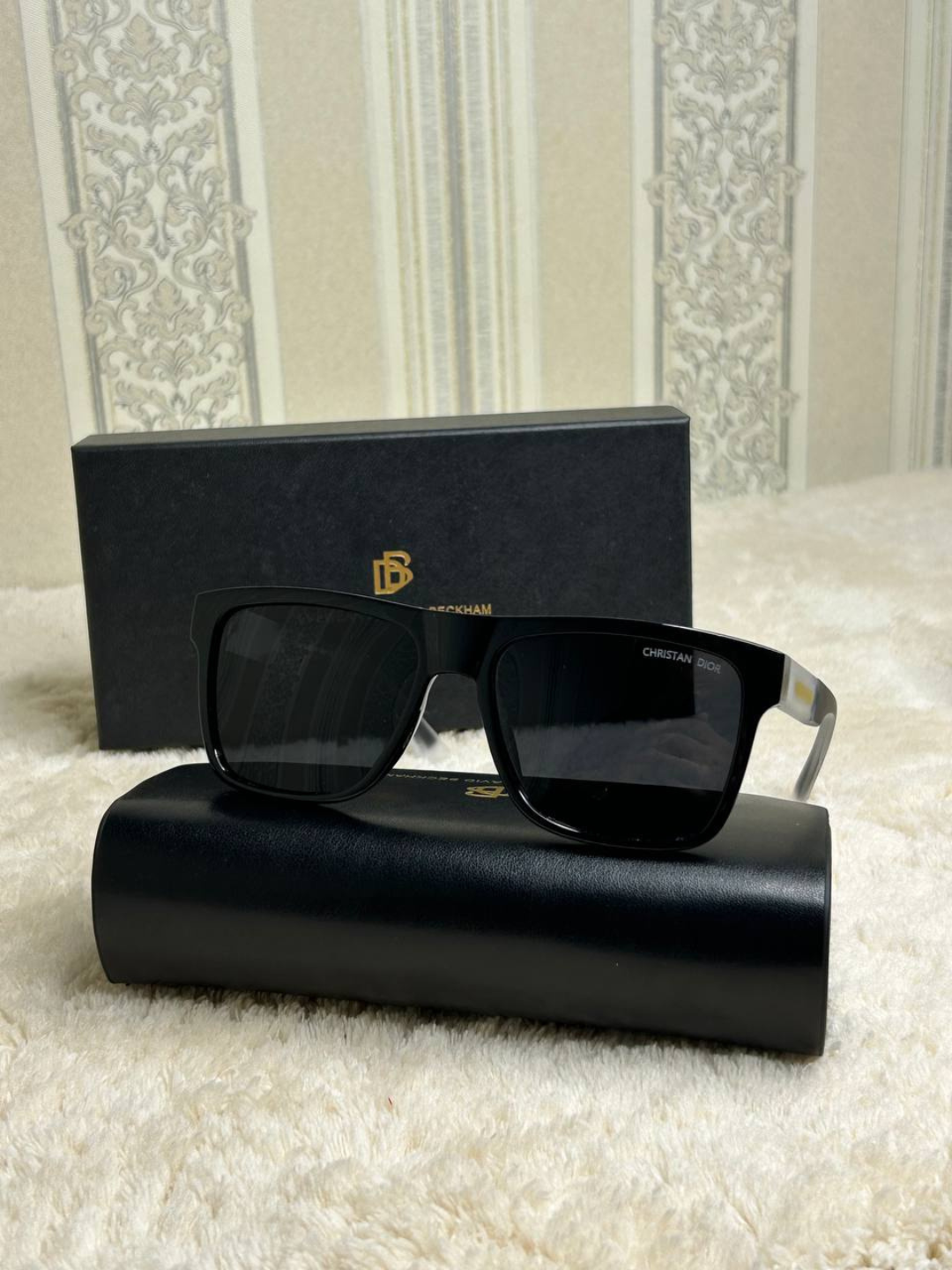 Солнцезащитные очки