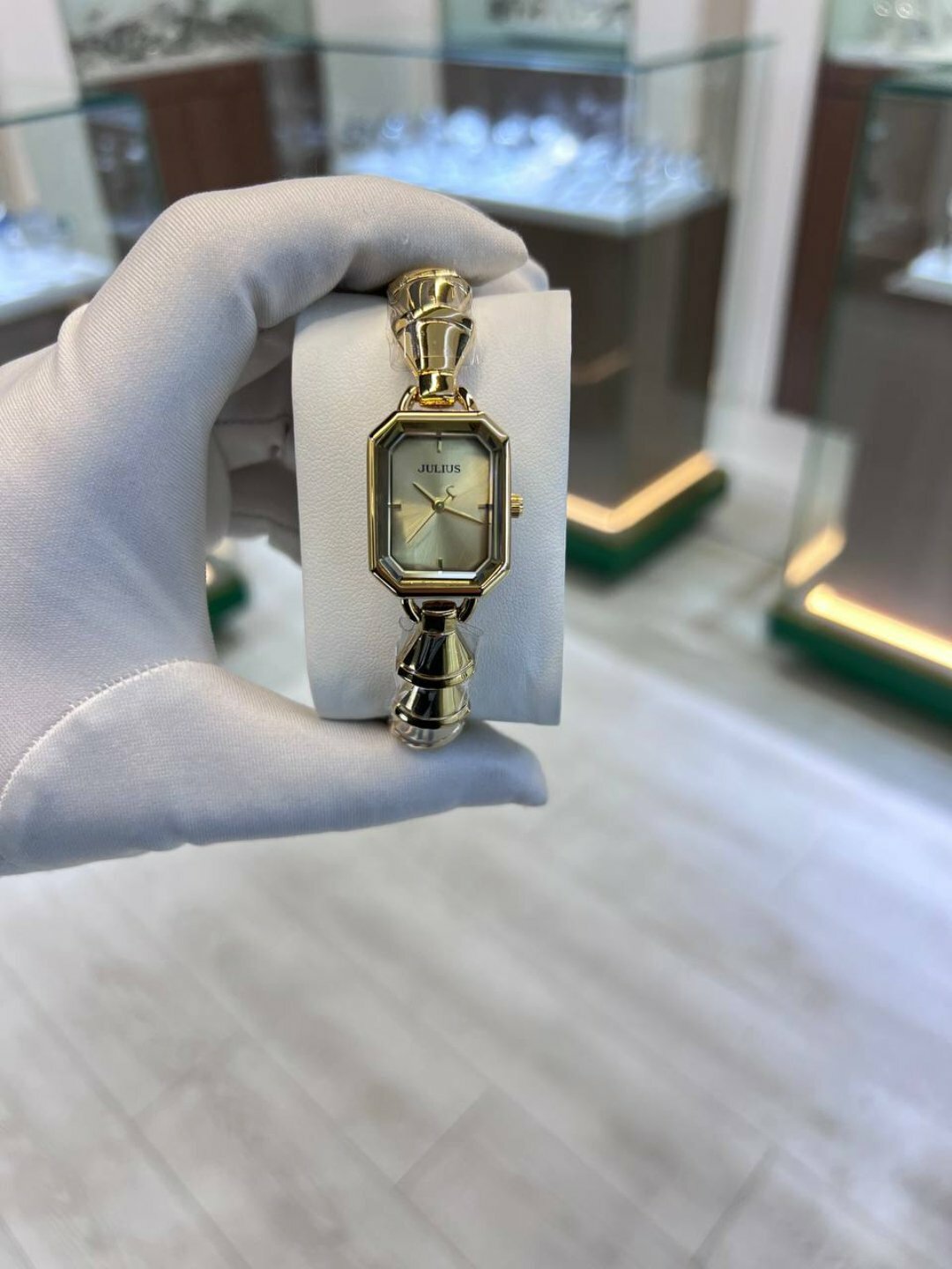 Наручные часы Классика