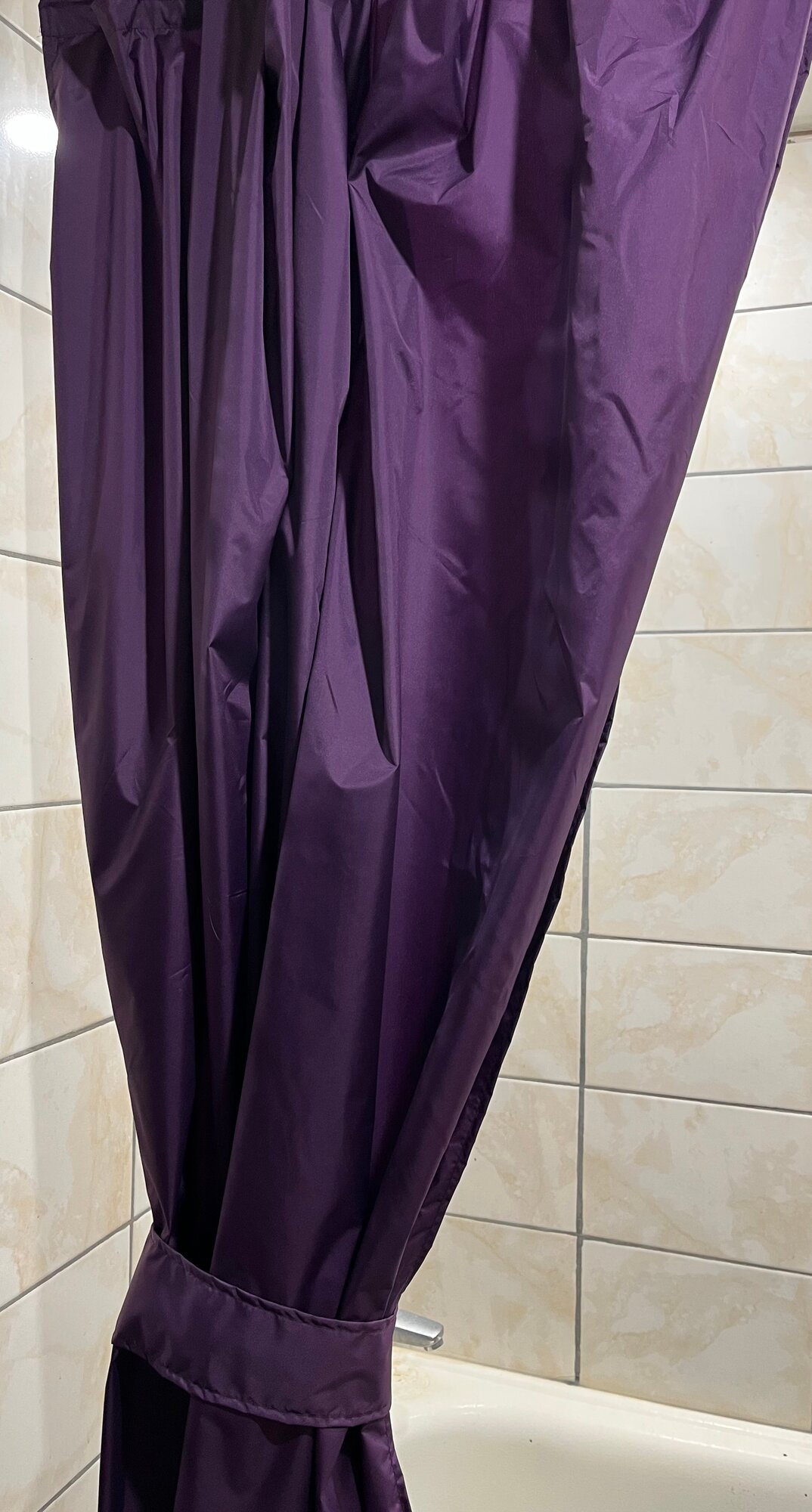 Штора для ванной комнаты