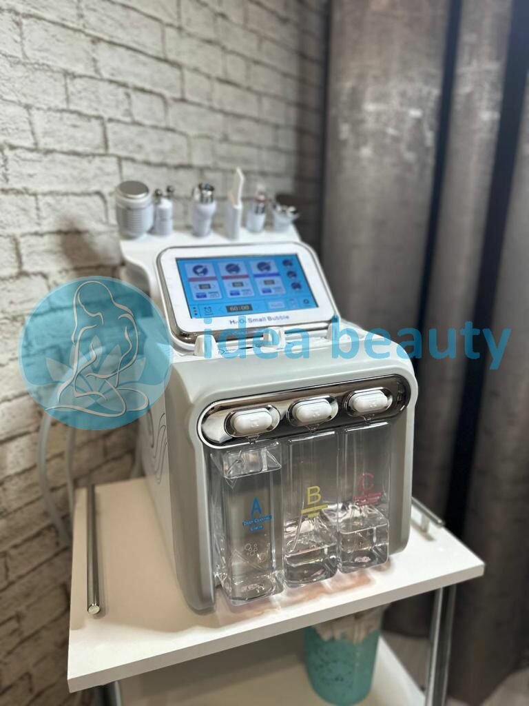 Комбайн гидропилинга H2O2, для лица , 6 функций в 1 аппарате.