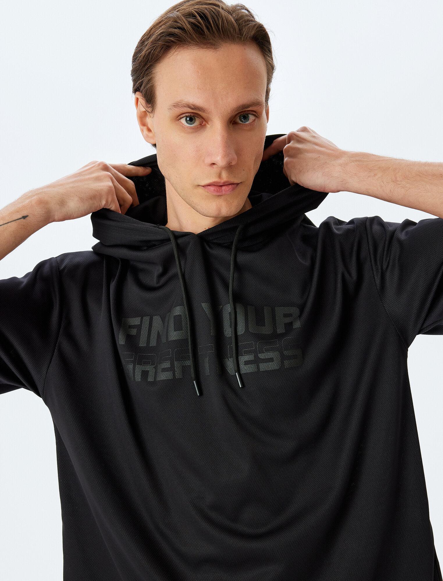 Футболка спортивная