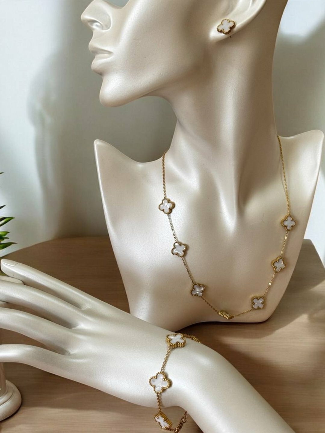 Комплект бижутерии