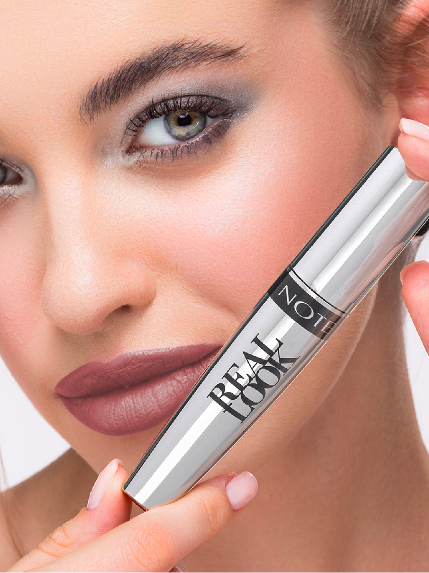 Тушь для ресниц (Note Real Look Mascara 12ml), придаёт обьем и удлинение — фото 1