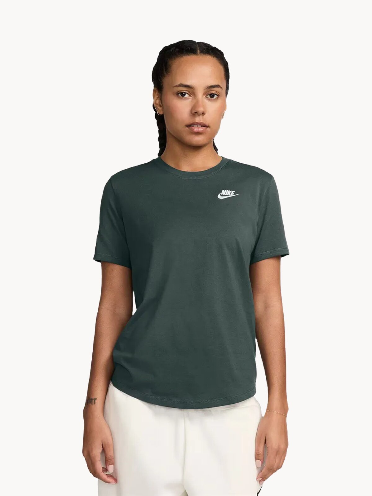 Футболка NIKE Club Essentials, 1 шт., размер M INT, серо-зеленый