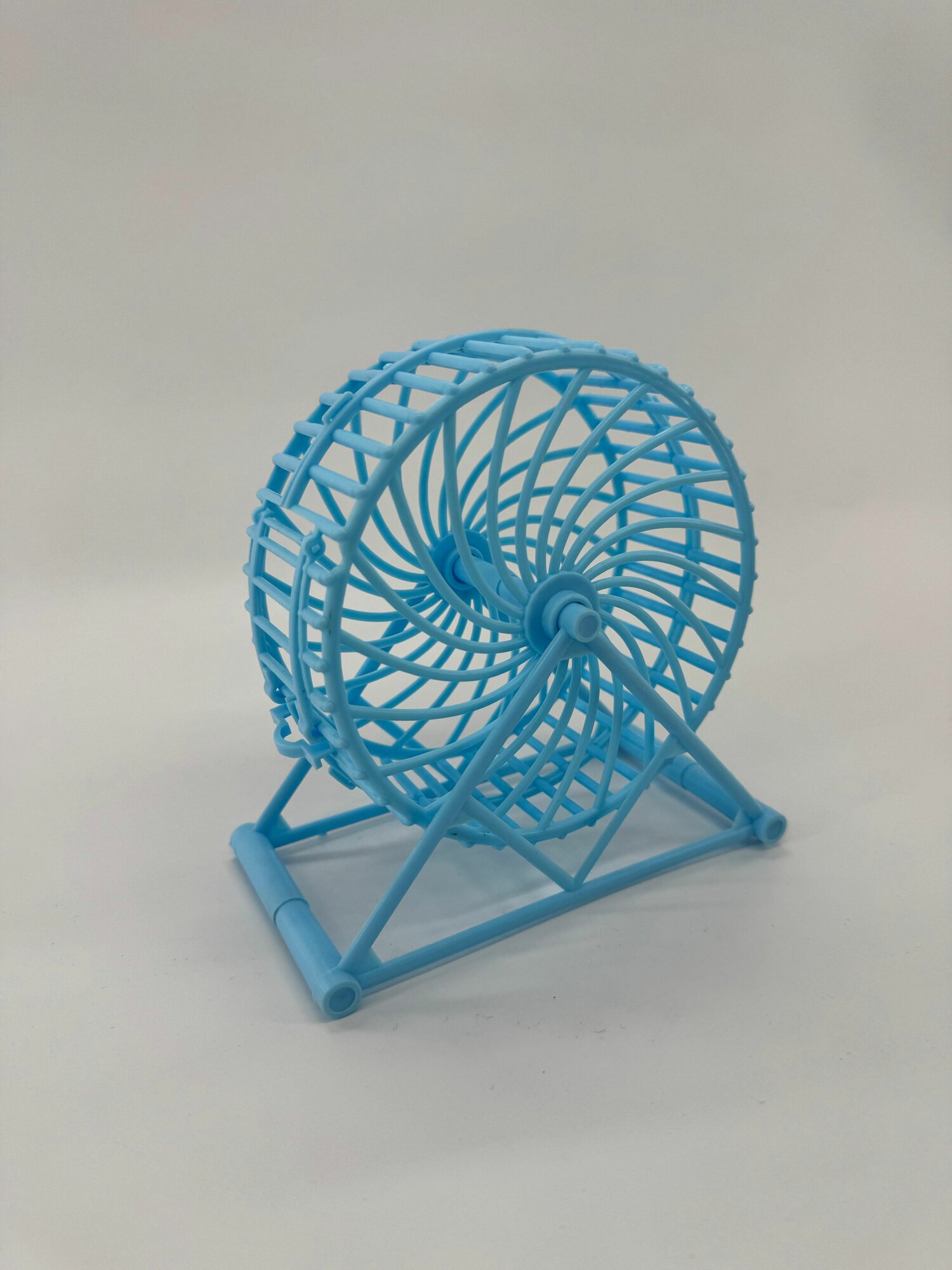 Колесо беговое на подставке бесшумное для хомяков грызунов D 12 см голубой