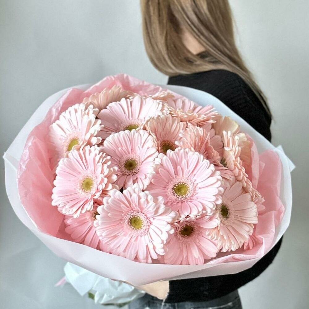 Букет гербер "Моно" розовый 19 цветов высота 40 см на стеблях