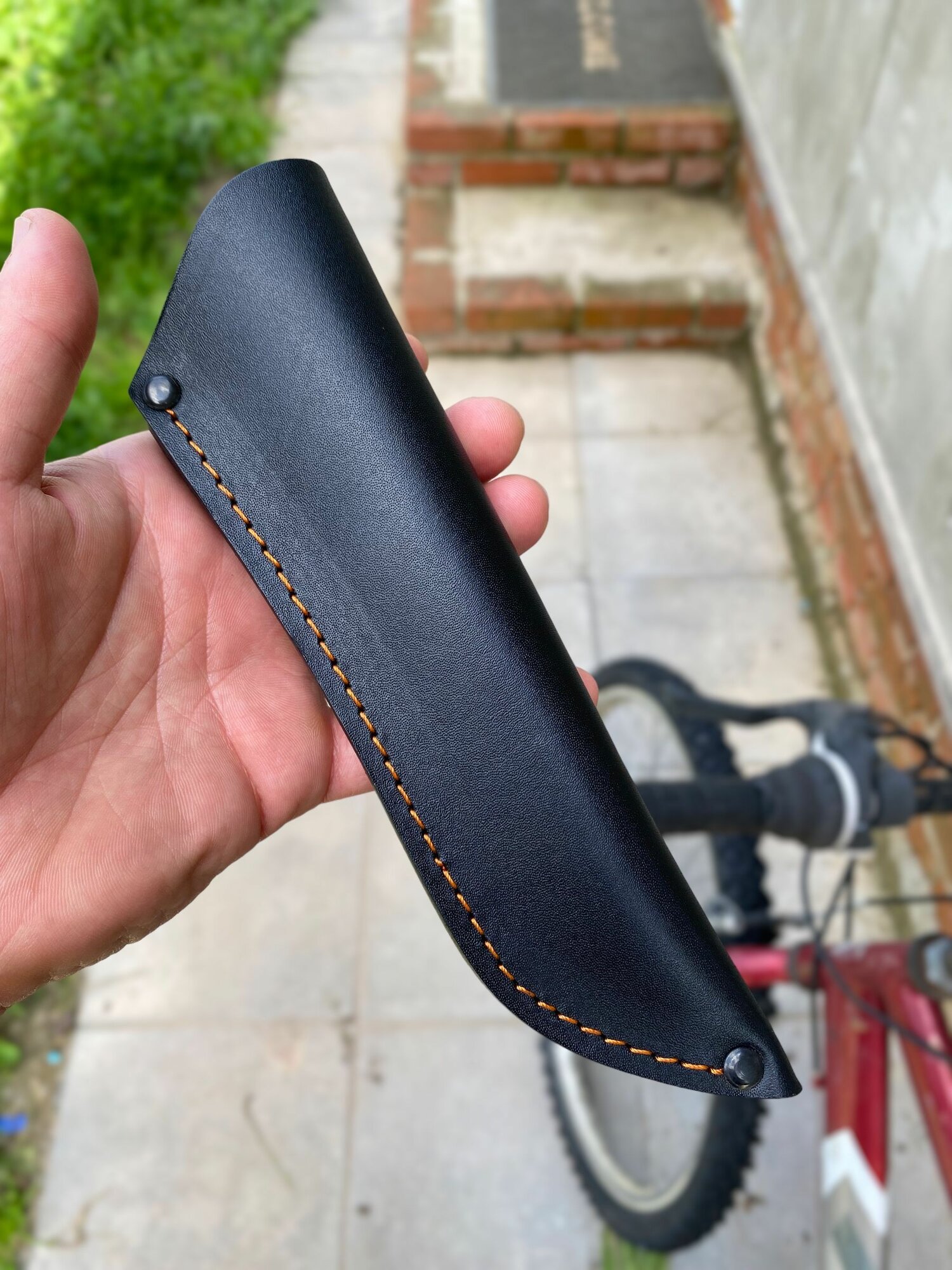 Чехол для ножа с подвесом длиной 22см черный — фото 1