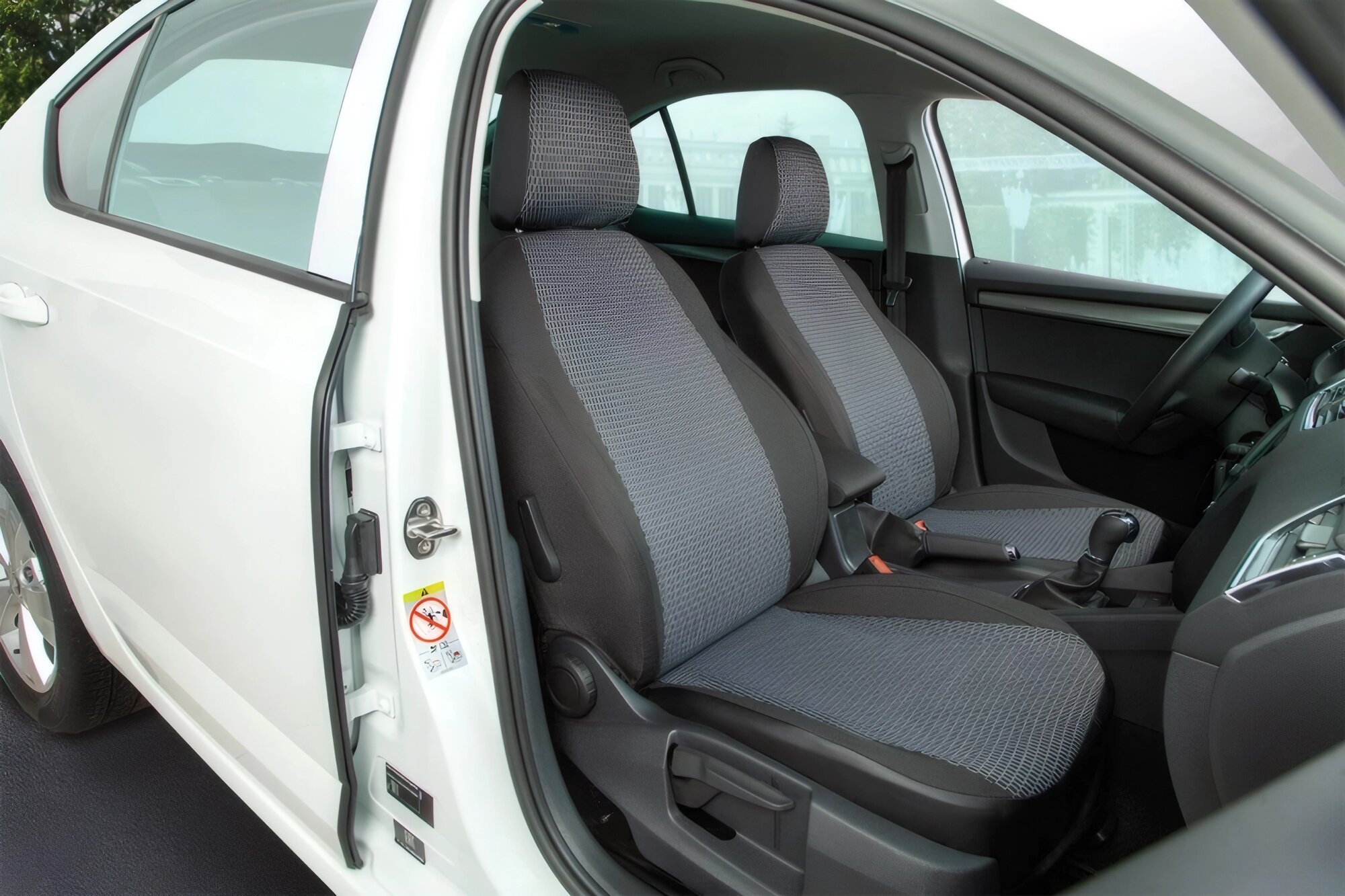 Чехлы из Жаккарда для Volkswagen Polo Sedan 40/60 2010-2018 SeinTex VW POLO SEDAN 40/60 2010- (код7 №86145) — фото 1