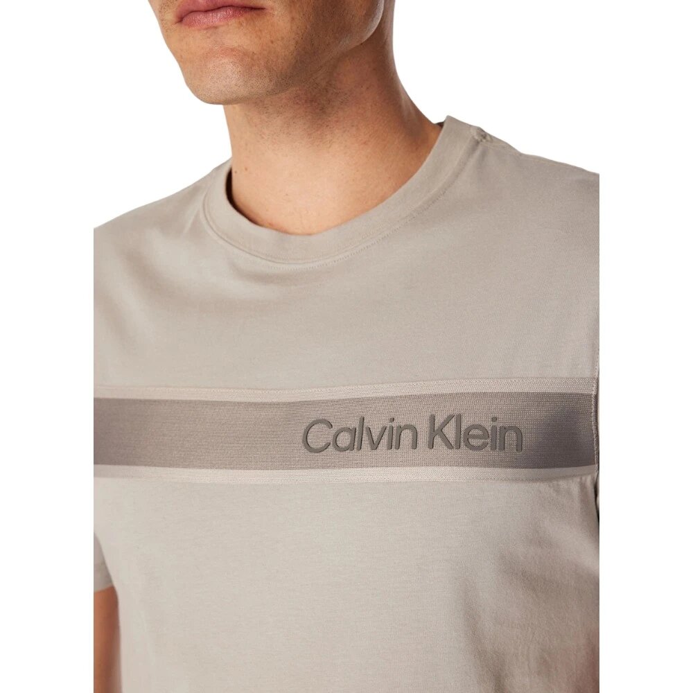 Футболка CALVIN KLEIN, размер  S, серебряный — фото 1