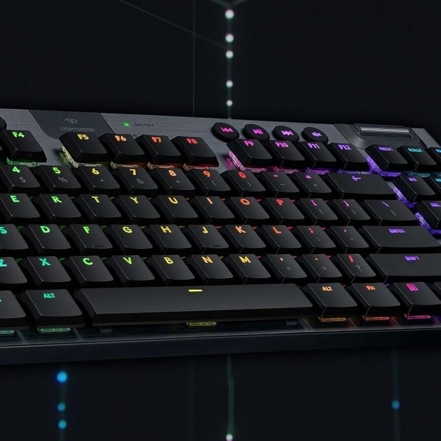 Клавиатура Logitech G915, беспроводная, игровая, 2,4 ГГц/BT, Black, TKL, Low-Profile — фото 1