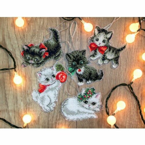 Christmas Kittens Toys 987