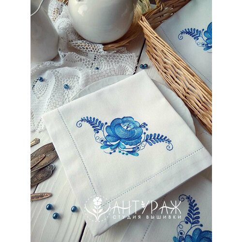 Текстильный сувенир Вышитая салфетка в стиле Гжель с мережкой 43*43см от ANTURAG-VISHIVKA