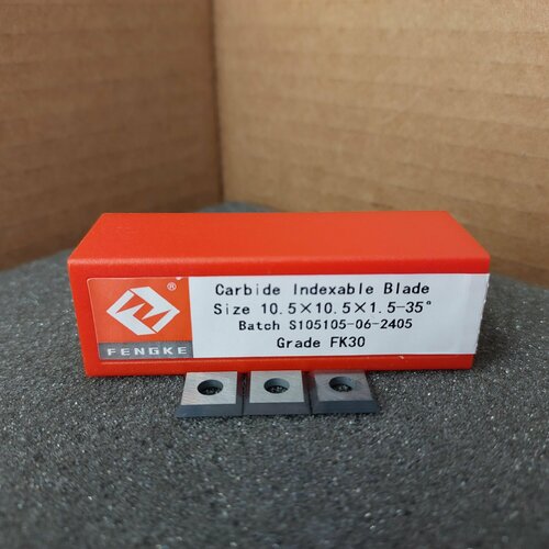 Комплект Нож сменный твердосплавный для фрез 10,5х10,5х1,5 заточка 35 гр. сплав FK30 ( CERATIZIT MG18) 3 шт