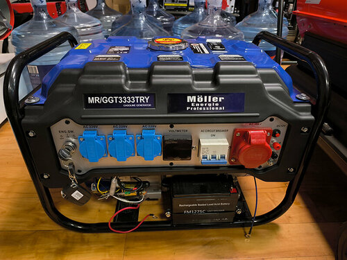 Изображение товара Бензогенератор трехфазный Moller MR/GGT3333TRY 3,0 кВт. электрозапуск. пульт ДУ, бак 15л. 11 часов работы, 3 розетки 230 В (по 1,0 кВт) и 1 розетка 380В (3,0 кВт), медная обмотка