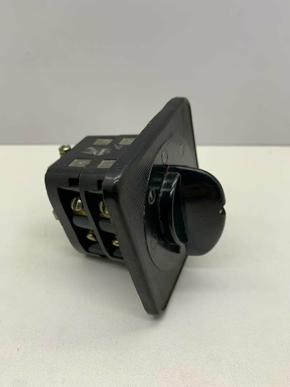 ПКП10-19-30 УЗ, Переключатель коммутационный, 10A, 380V
