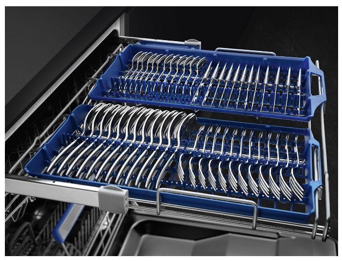 Встраиваемая посудомоечная машина smeg STL62336LDE