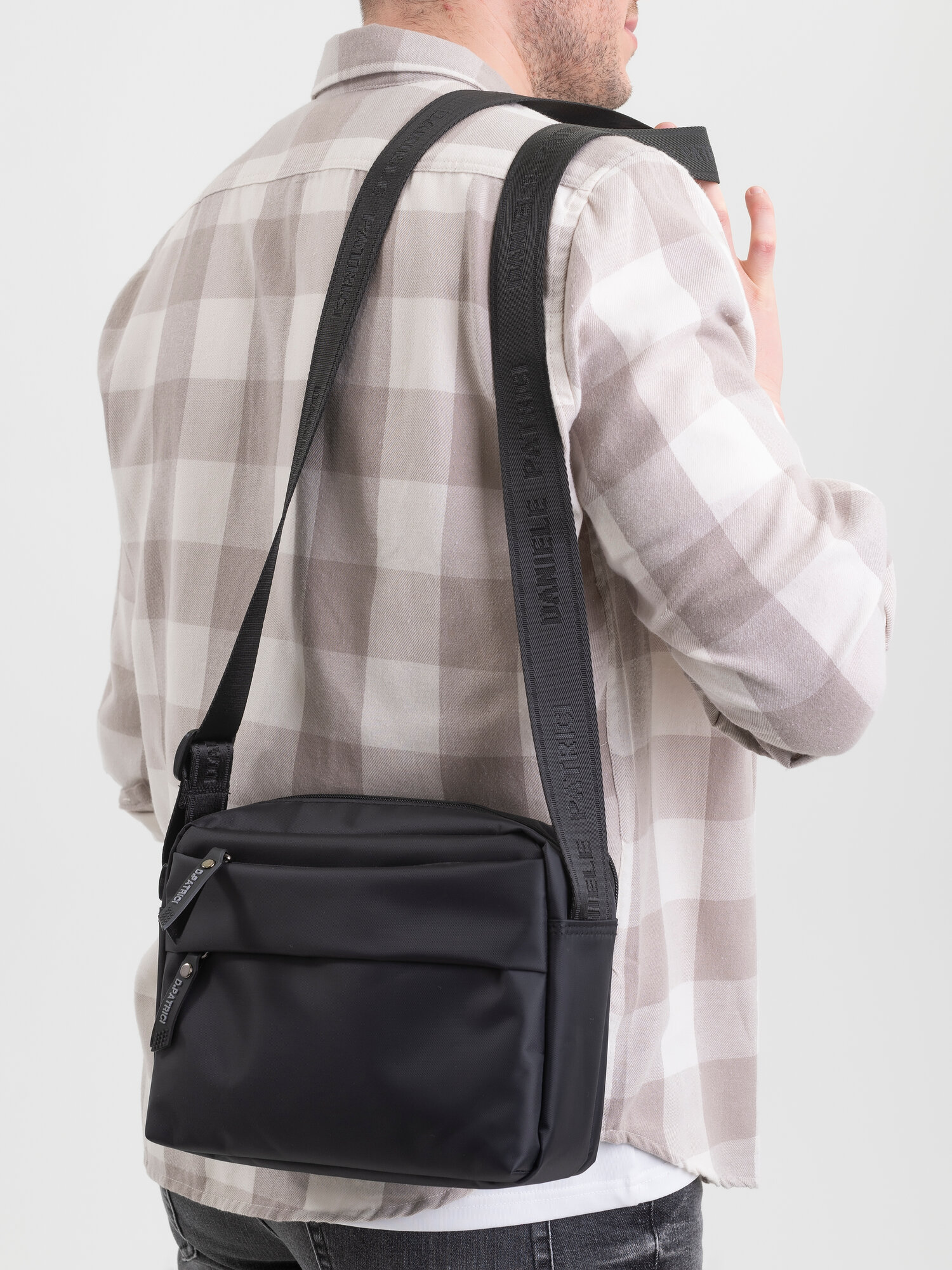 Сумка барсетка Daniele Patrici, фактура зернистая, черный нюд — фото 1