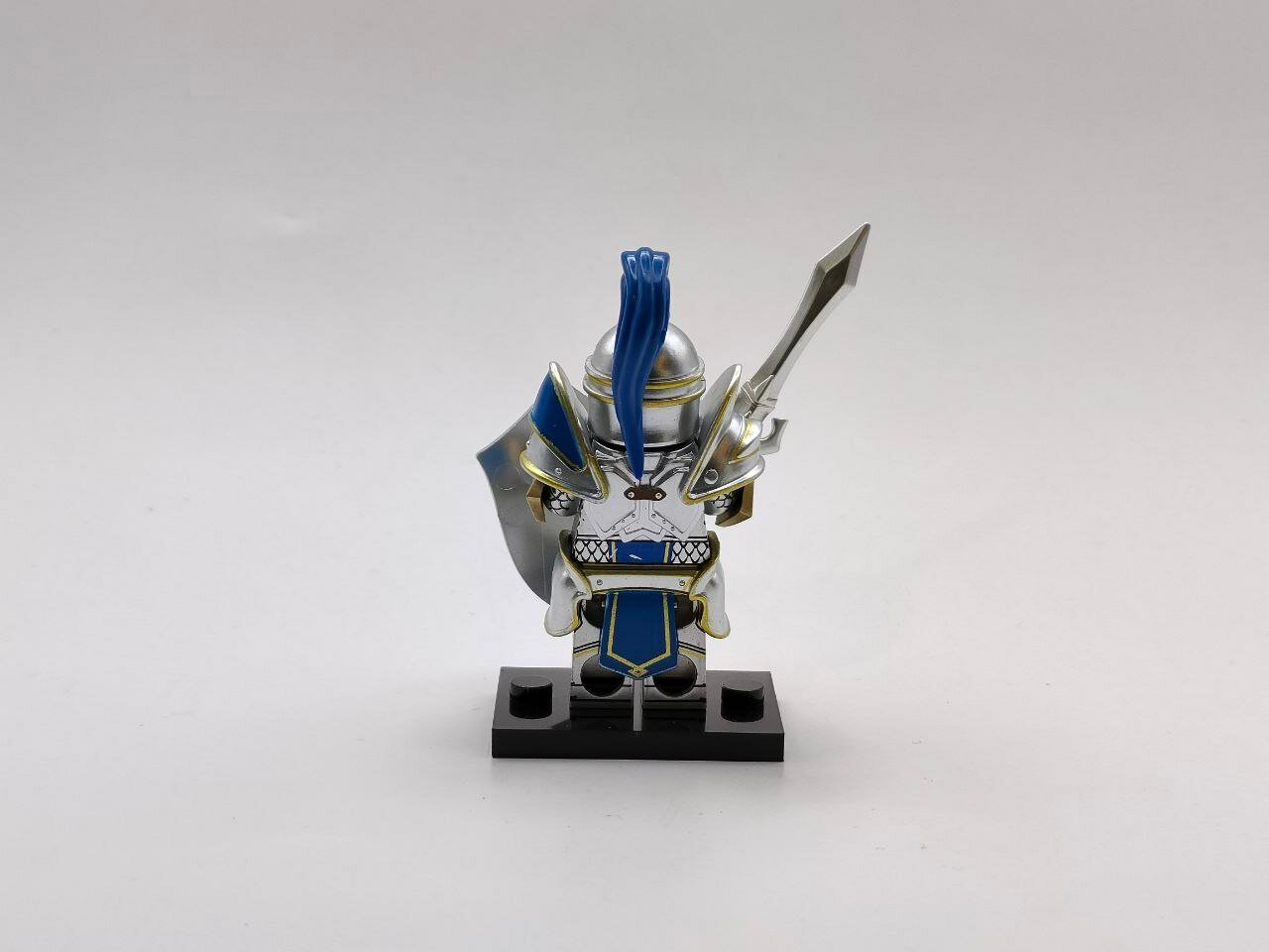 Минифигурка "Рыцарь Альянса 4", фигурка из вселенной WarCraft, совместима с конструкторами Lego — фото 1