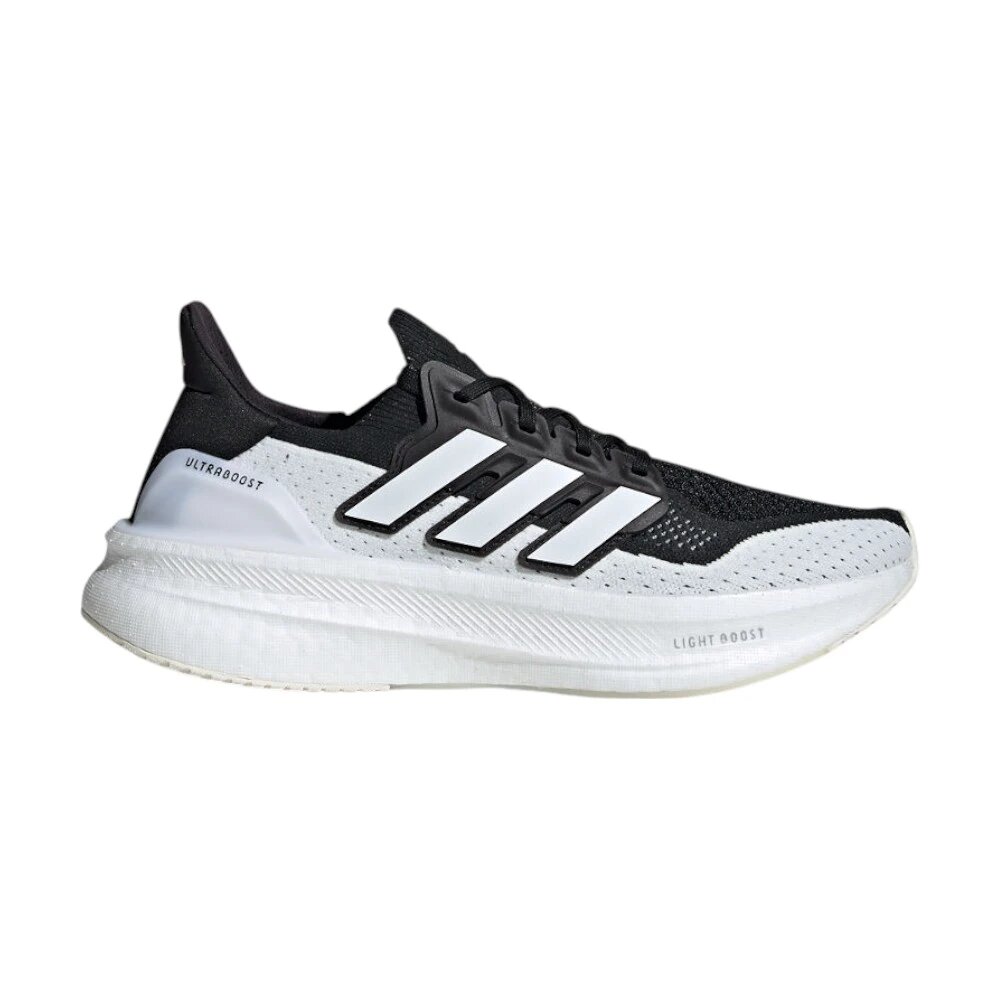 Кроссовки adidas, размер 42 EU