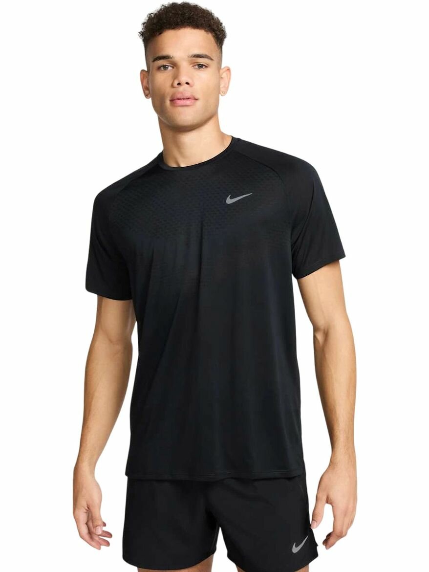 Футболка спортивная NIKE Stride Dri-FIT ADV Short-Sleeve Running Top, размер S INT, черный