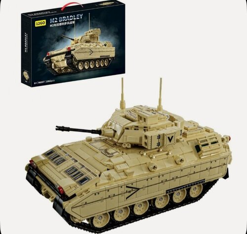 Изображение товара Конструктор Военная техника Танк M2 Bradley 1862 дет 96007