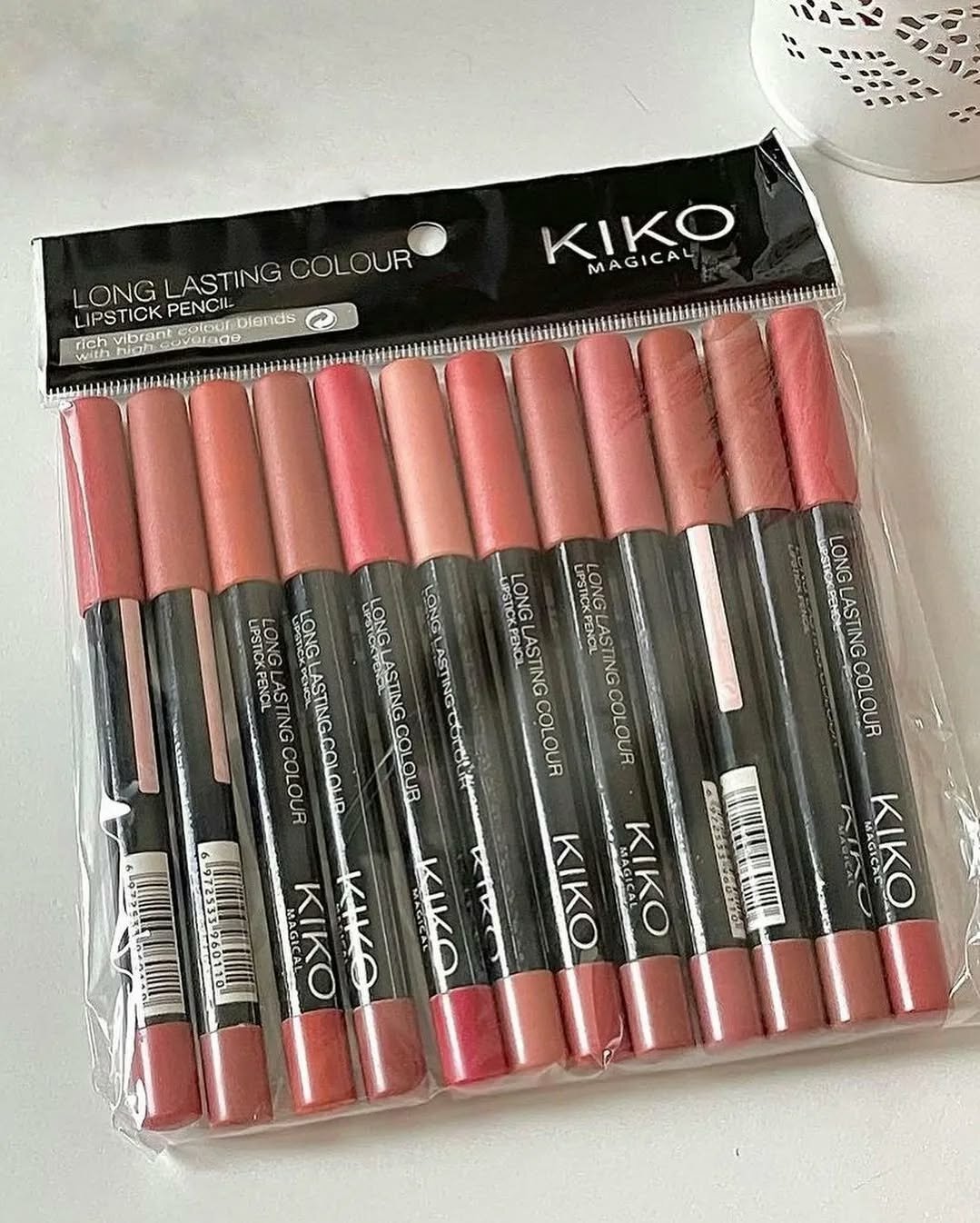Карандаш большой 12 оттенках для контура губ KIKO, матовая помада, водостойкий