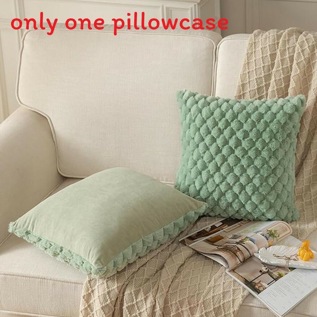 Подушка чехол из искусственного меха с текстурой ананаса бренд не указан 40x40 см зеленый