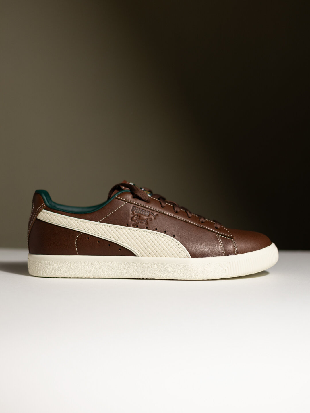 Кроссовки Clyde