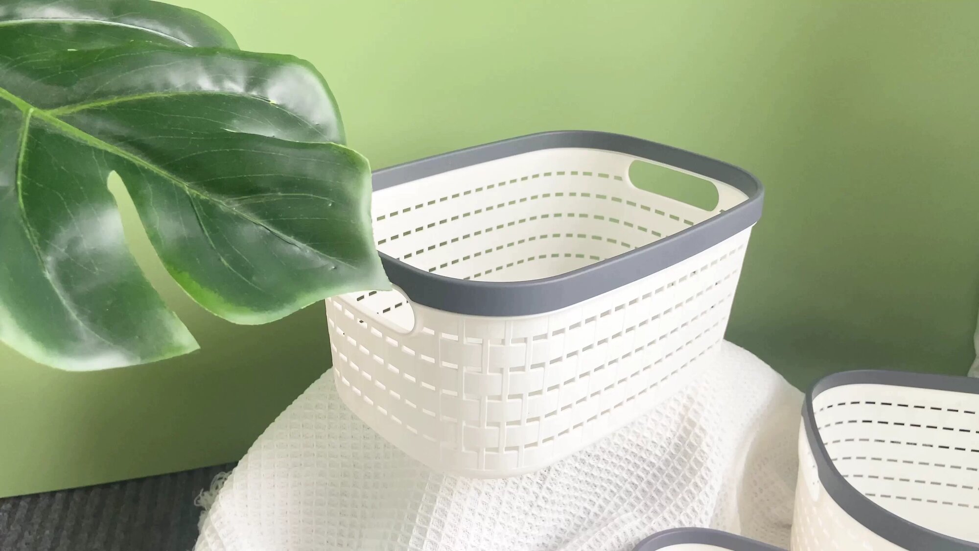 Корзинка для вещей, белая, пластик, ручки для переноски, 21x15x10 см