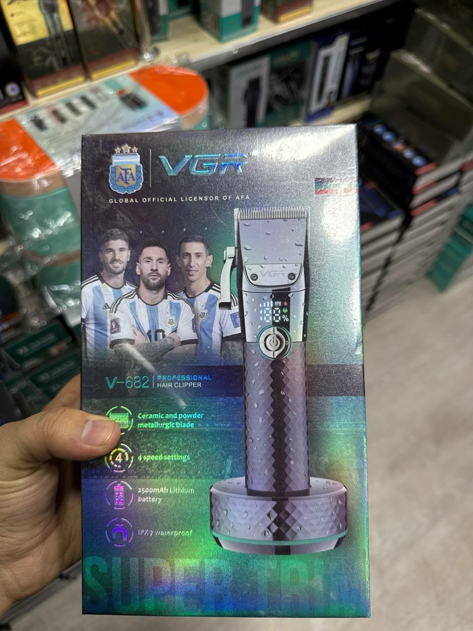 Машинка для стрижки волос VGR V-682 с беспроводной зарядкой, питание от сети