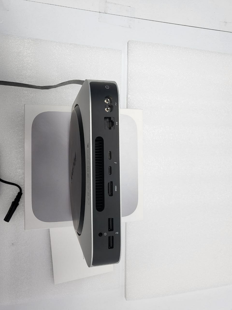Настольный компьютер Apple Mac Mini M1 A2348, 8Гб ОЗУ, SSD 512Гб