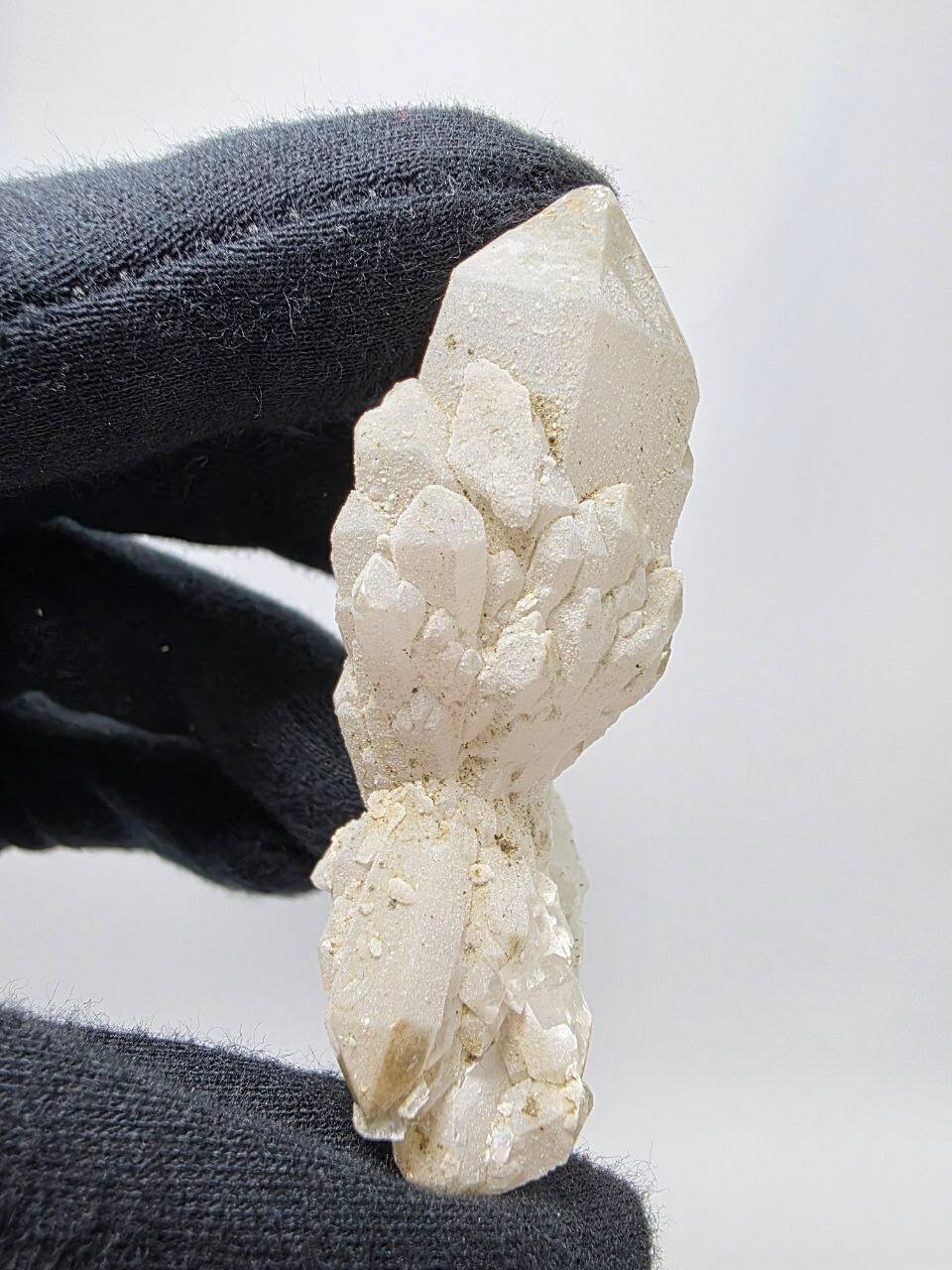 Друза кварца 70 мм, 44 г. — фото 1