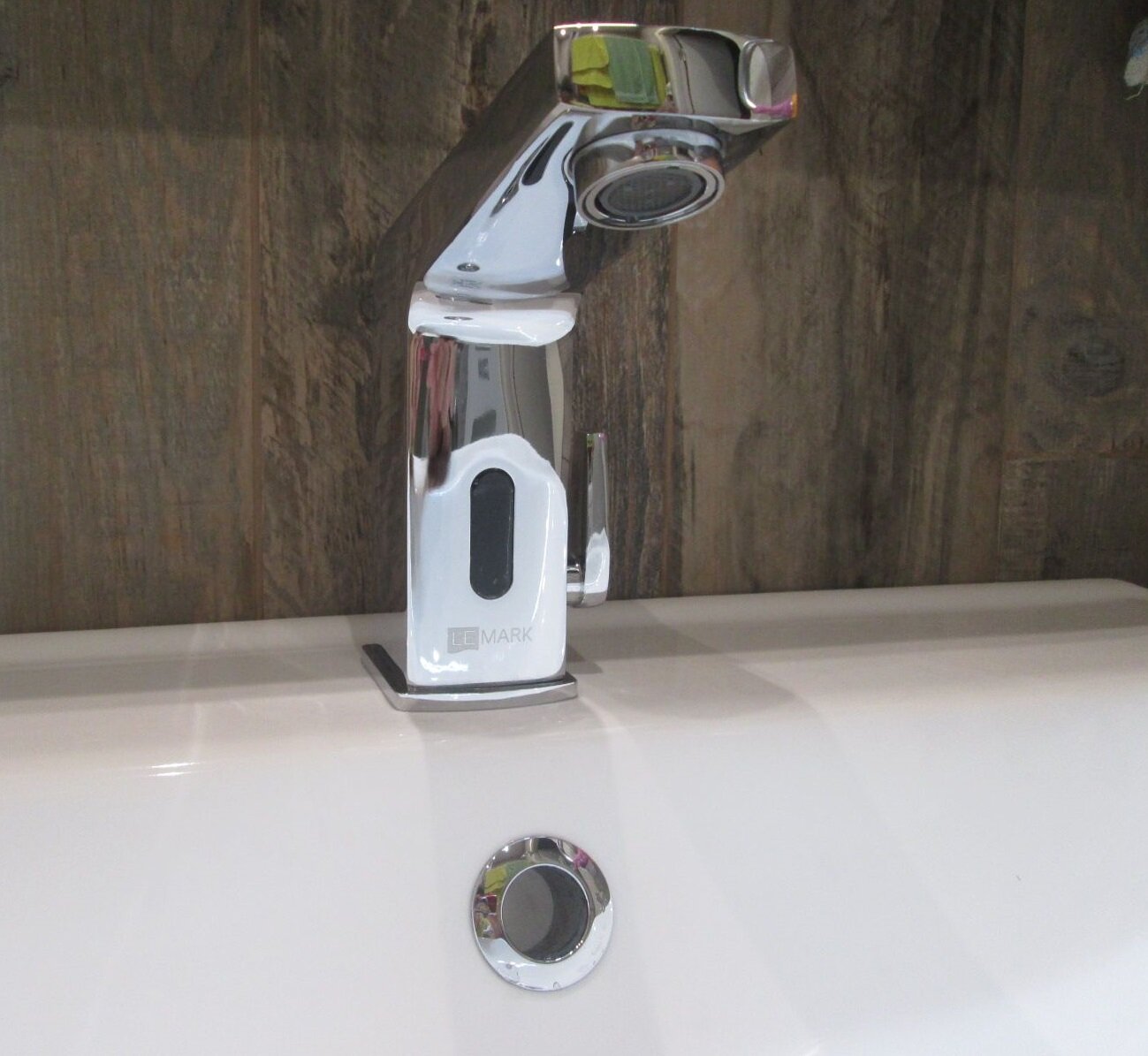 Смеситель для раковины Lemark "Project" LM4655CE, сенсорный, хром — фото 1