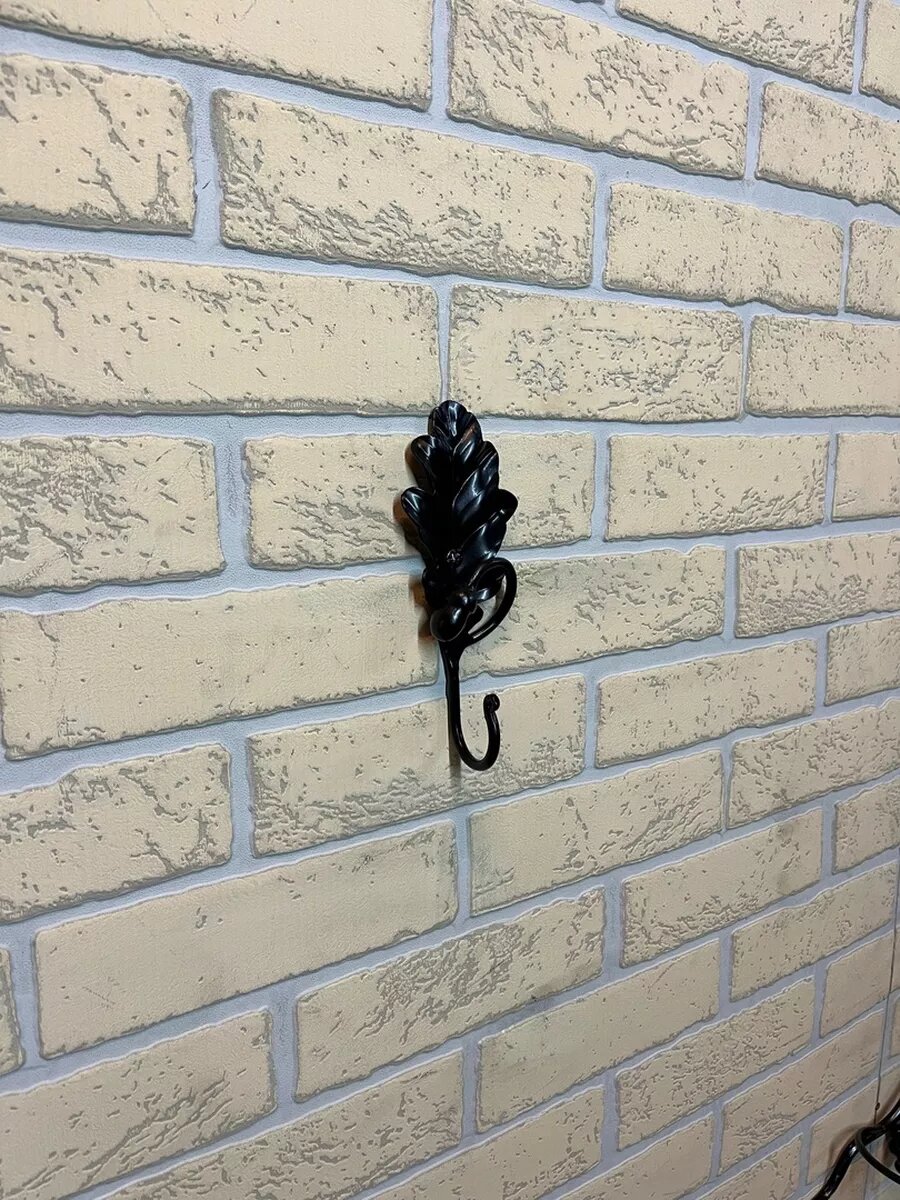 Кованый крючок, Студия кованой мебели Нива, ручная работа, цвет черный — фото 1