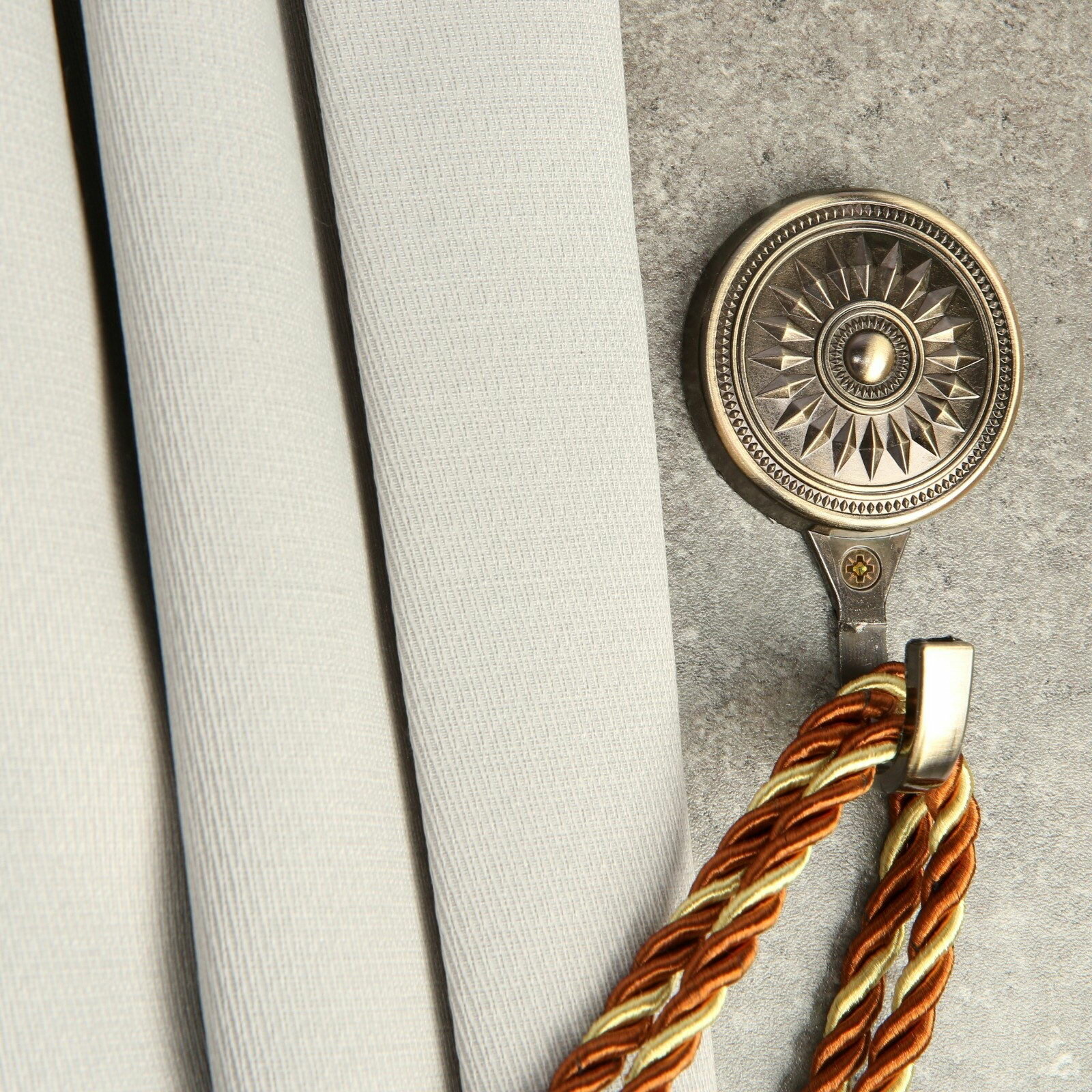 Держатель для штор однорожковый KC118 цвет бронза 2 шт цвет: бронза