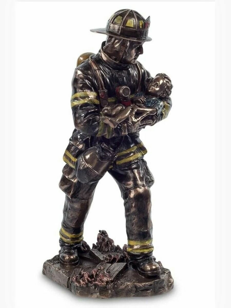Статуэтка Пожарный Спасатель, 28*13,5*11,5см, полистоун, цвет бронзовый — фото 1