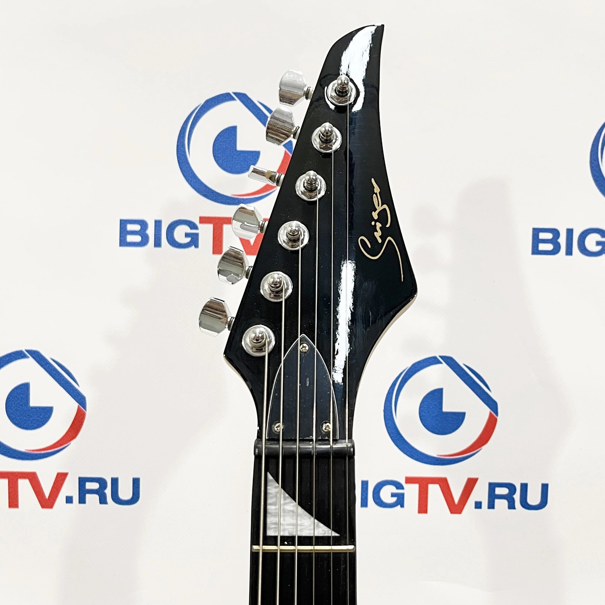 Электрогитара Smiger L-G4 BK — фото 1